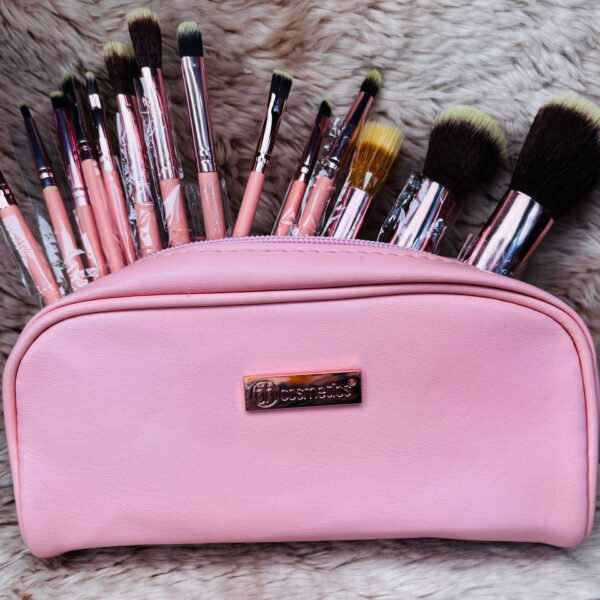 SET DE PINCEAUX PROFESSIONNELS - 18 PIÈCES + TROUSSE INCLUSE ✨