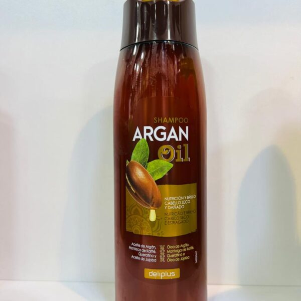 🌰 Deliplus – Shampooing Argan Oil  🧴 Enrichi en huile d’argan, karité, kératine et jojoba 🌟 Apporte nutrition intense & brillance aux cheveux secs ou abîmés 🍃 Idéal pour restaurer la souplesse capillaire ➡ Type : Shampooing nourrissant cheveux secs et ternes