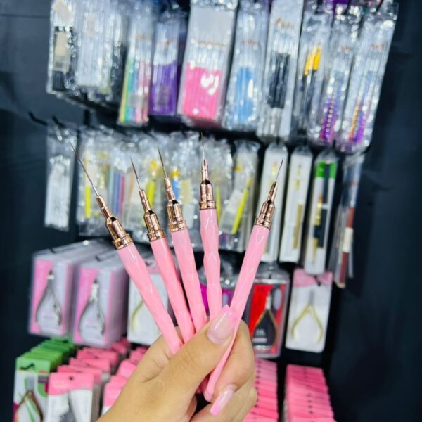 Pinceaux Nail Art – Manche Rose et Pointe Ultra Fine