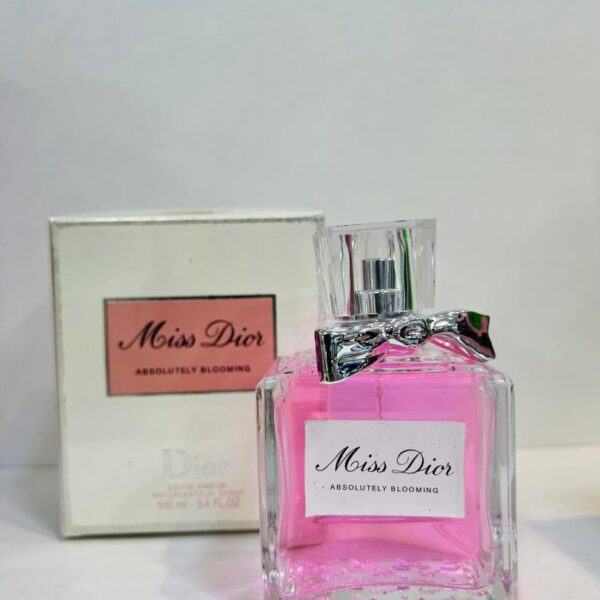 Miss Dior Absolutely Blooming – Eau de Parfum (Dior)