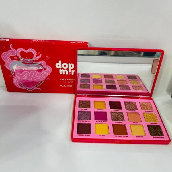 Palette RUBY ROSE – 15 Couleurs Ultra-Pigmentées