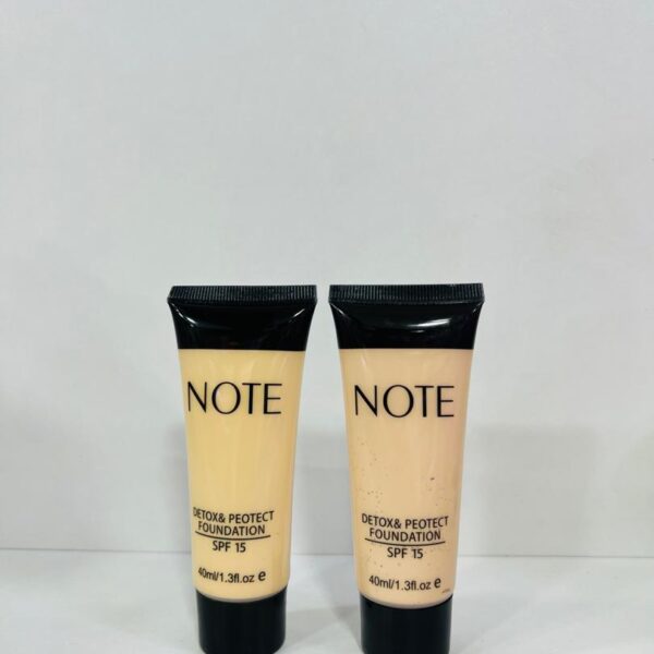 Fond de Teint NOTE – Tube avec SPF 15