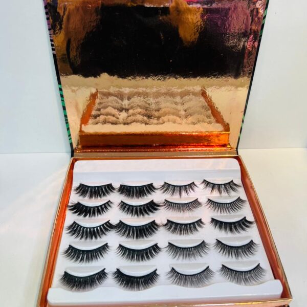 Faux Cils  
