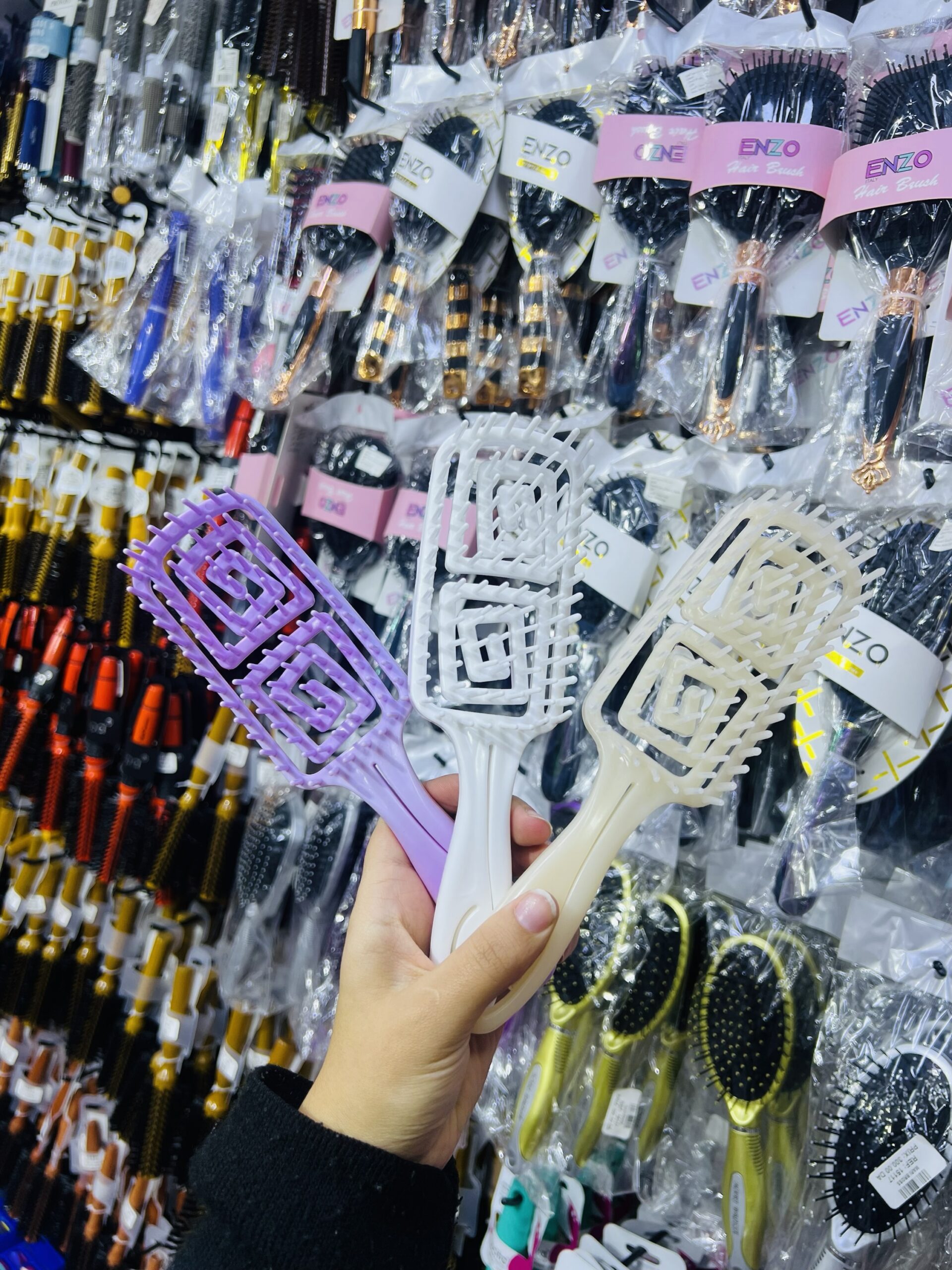 img_2892 Brosse – Image 1